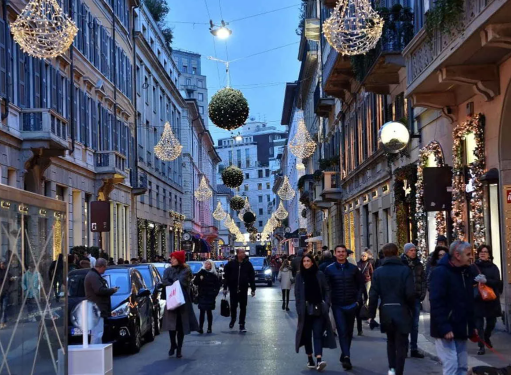Athens ermou street