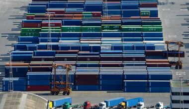 US investigates report Spain is denying cargo ships carrying arms to Israel