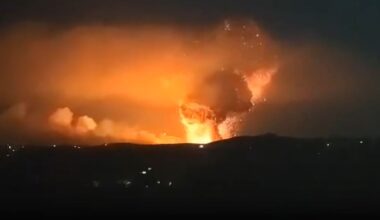 Gewaltige Explosion auf Video: Israel löst durch Angriff auf Waffenlager Erdbeben aus