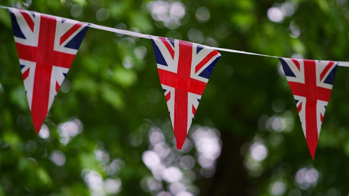 Top UK scholarships for Indian students who want to study abroad