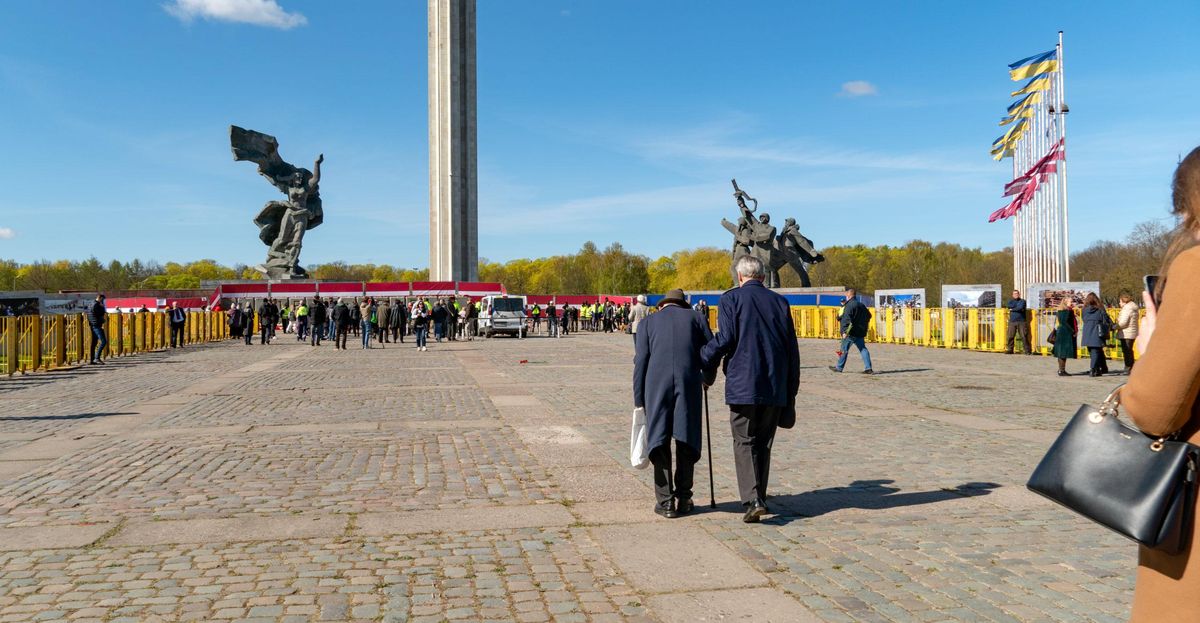 Russia Fumes Over Latvia's Cultural Heritage Removals