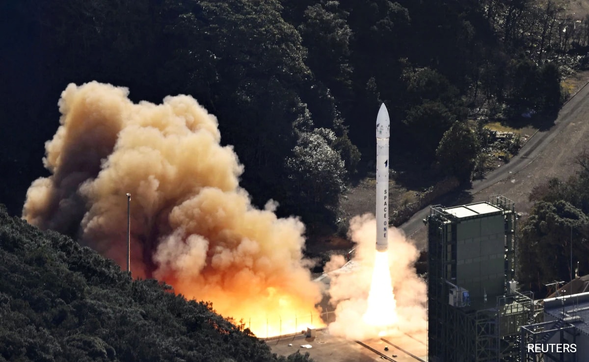 Japanese Space Startup's Rocket Launch Fails Minutes After Lift-Off