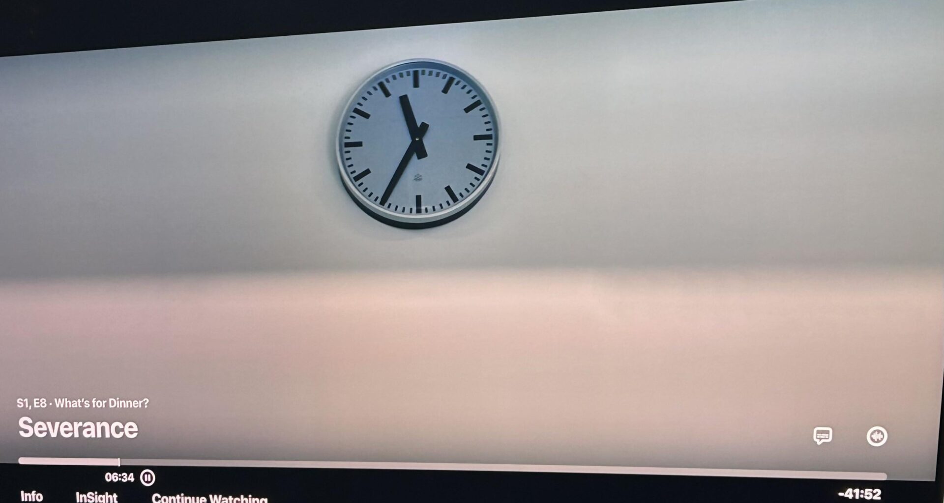 Legendarna Iskrina ura v Apple TV seriji Severance