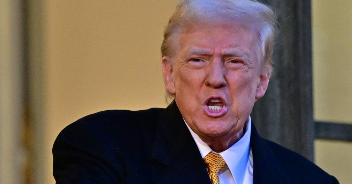 Donald Trump ameninţă că ar lua în considerare ieşirea din NATO. Ce l-ar determina să ia decizia: "Absolut"