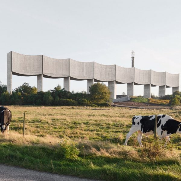 White Arkitekter completes wave-like Våga Water Tower in Sweden