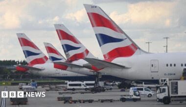 Heathrow cancels flights as wind hits Christmas getaway. Heathrow said around 100 flights had been cancelled on Sunday and passengers are advised to check with their airline before travelling.