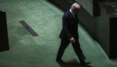 Völkerrecht: "Deutschland darf bei Netanjahu nicht anders reagieren als bei Putin"