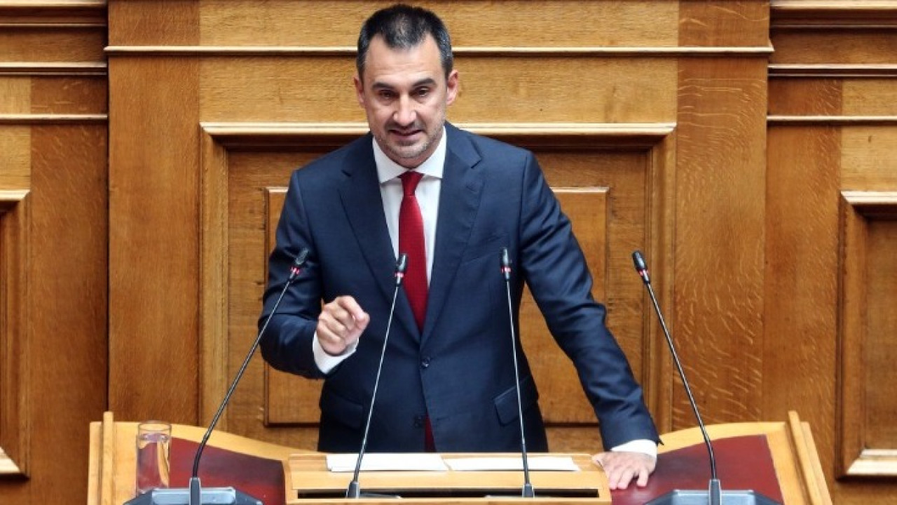 Πρωτοχρονιάτικο μήνυμα Αλέξη Χαρίτση: Να είναι το 2025 η αρχή για μια νέα ζωή