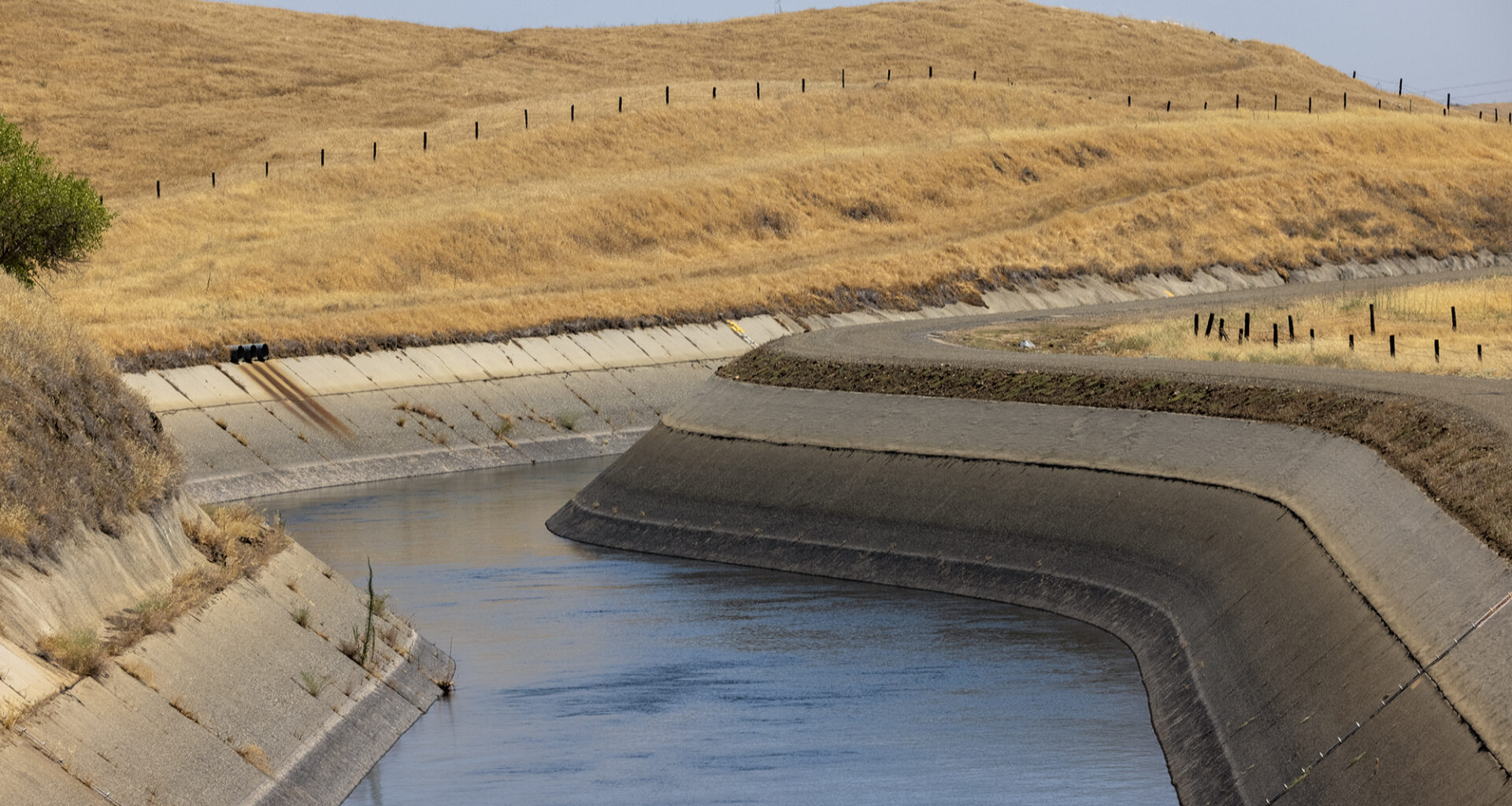 Trump orders more CA water deliveries