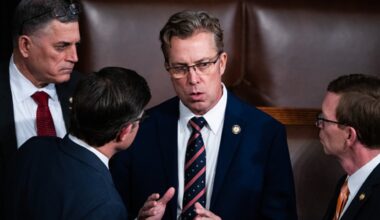 Trump third White House term eyed by House resolution