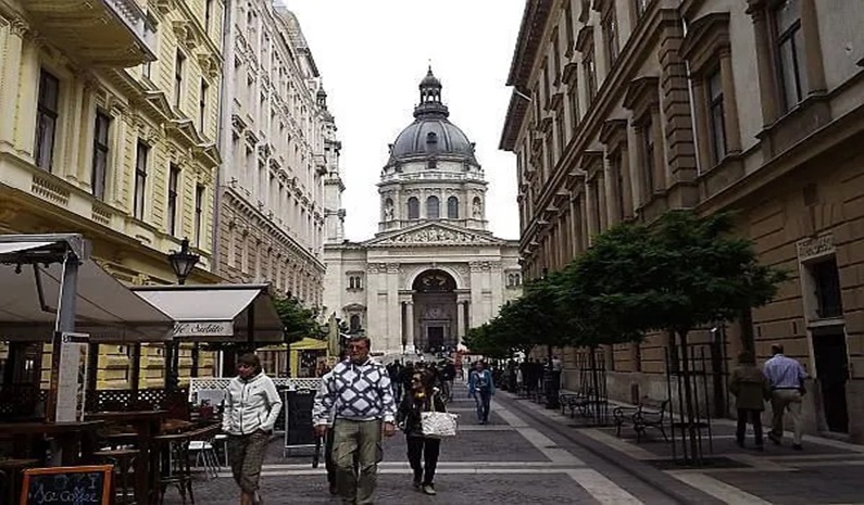EUR 2000 For Square Meter Of Living In Hungary