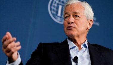 Jamie Dimon on the 2 biggest risks to the economy right now