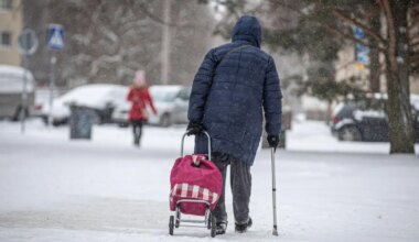 EUROLIIDU REKORD ⟩ Eestis on suur osa pensionöridest sunnitud vabaduse nautimise asemel tööl käima