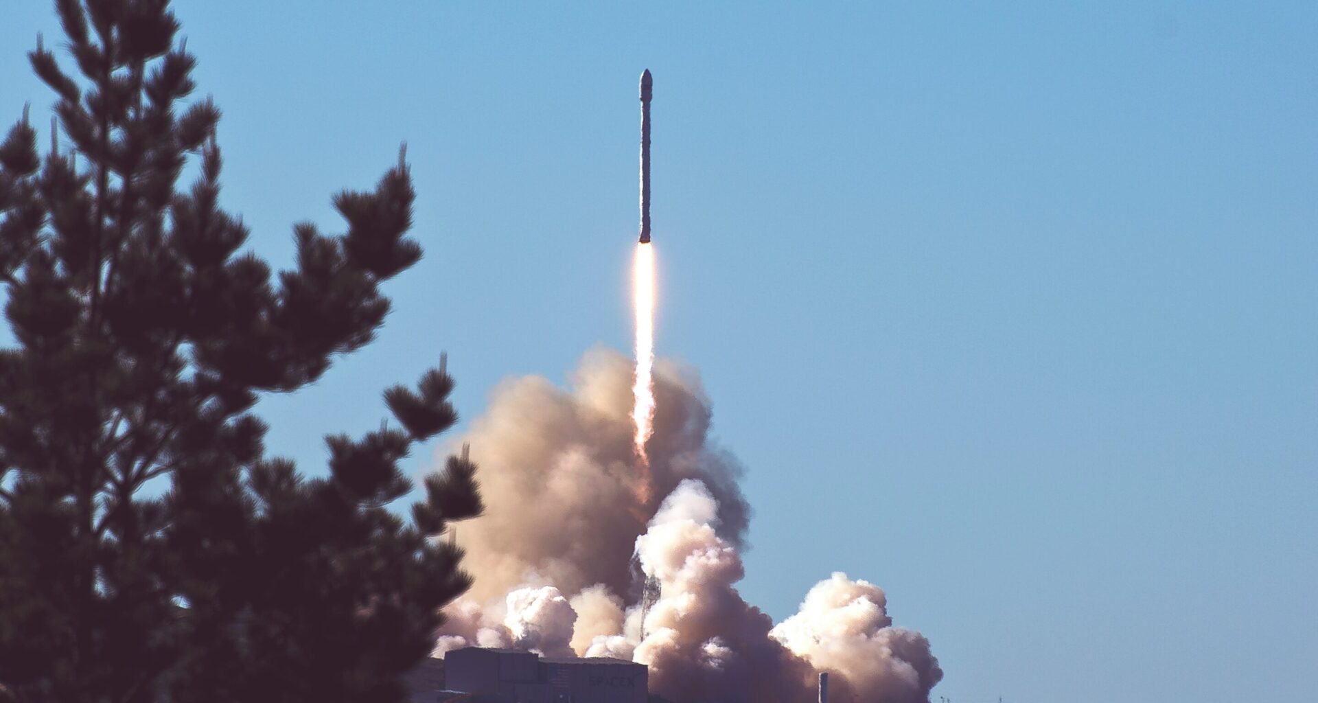 SpaceX knocks out 1st of final 2 Space Coast launches of 2024