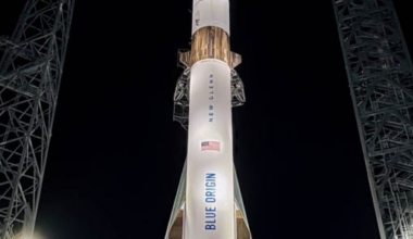 How Blue Origin's New Glenn compares to SpaceX's Starship, Saturn V
