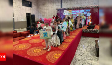Kids walk the ramp in Jaipur with message to save environment | Jaipur News