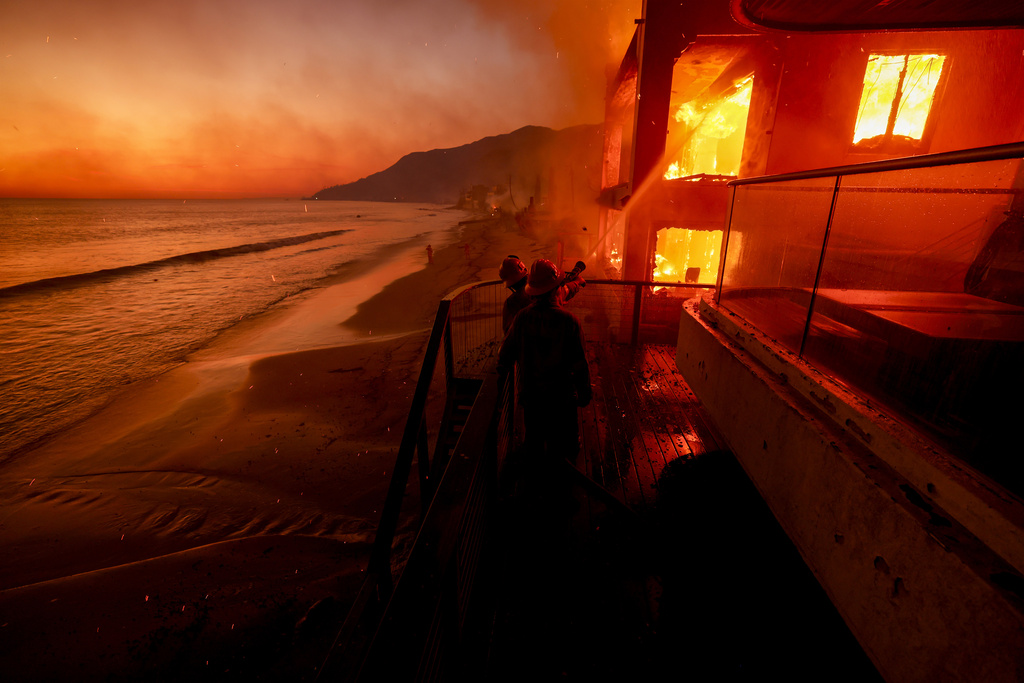 Analysis: LA Wildfires Bring Out Opportunistic Disinformation Purveyors
