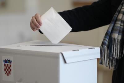 Croatia's Milanovic Leads In Presidential Runoff…