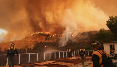 Waldbrände in Kalifornien: Flammen um Los Angeles dehnen sich weiter aus, mehr Tote gemeldet