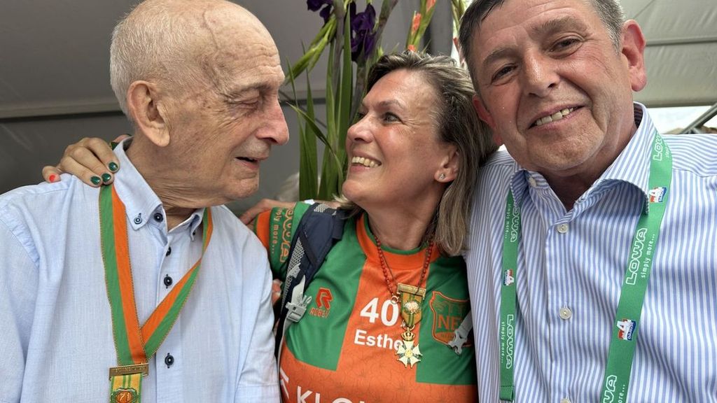 Vierdaagse-recordhouder Bert van der Lans (92) overleden