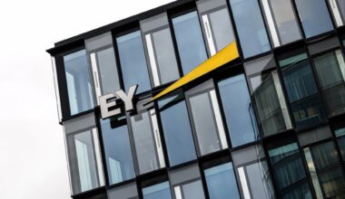 Predictions for the U.S. Economy in 2025: EY Chief Economist