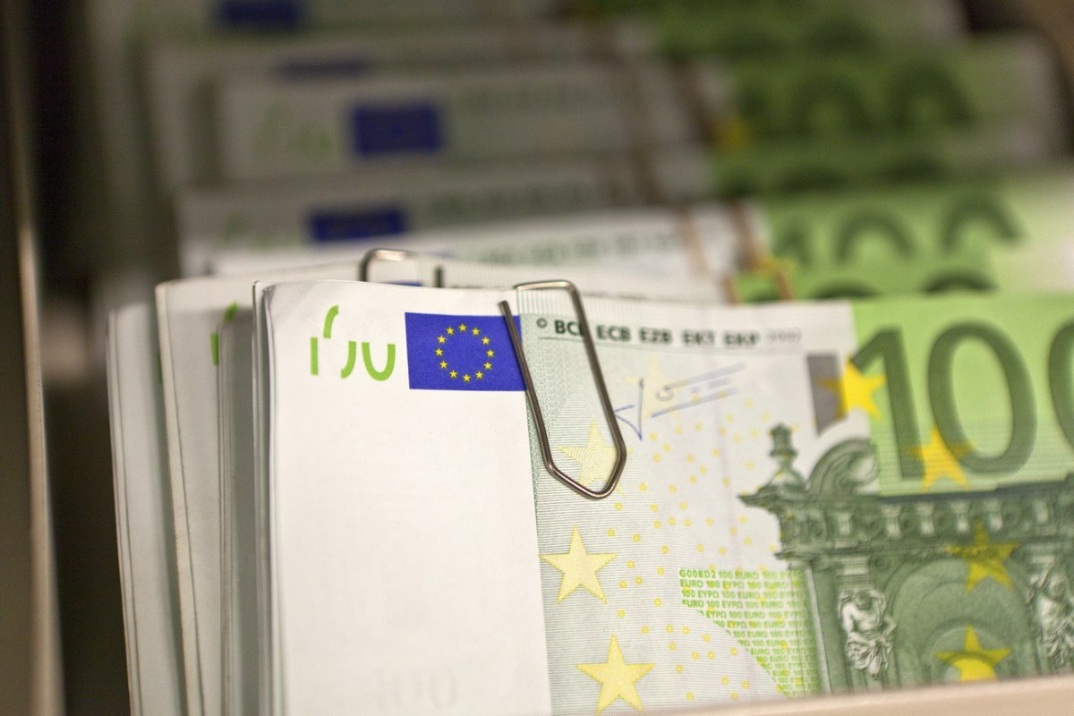 Swiss Banker Faces Trial in France for Tax Fraud and Money Laundering