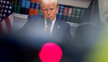 Trump threatens Russia with sanctions in attempt to end Ukraine war