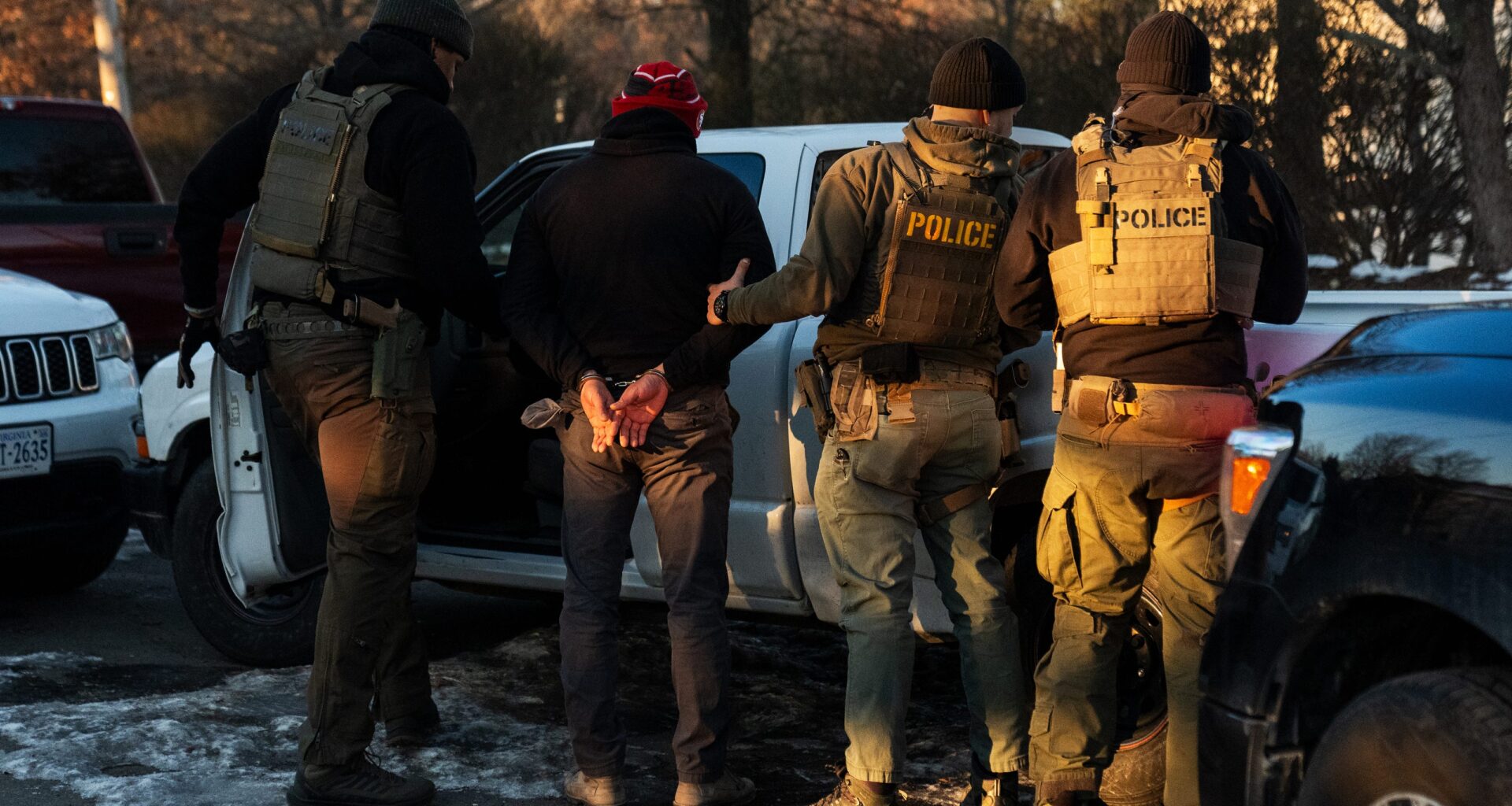 Trump resumes threat to denaturalize US citizens