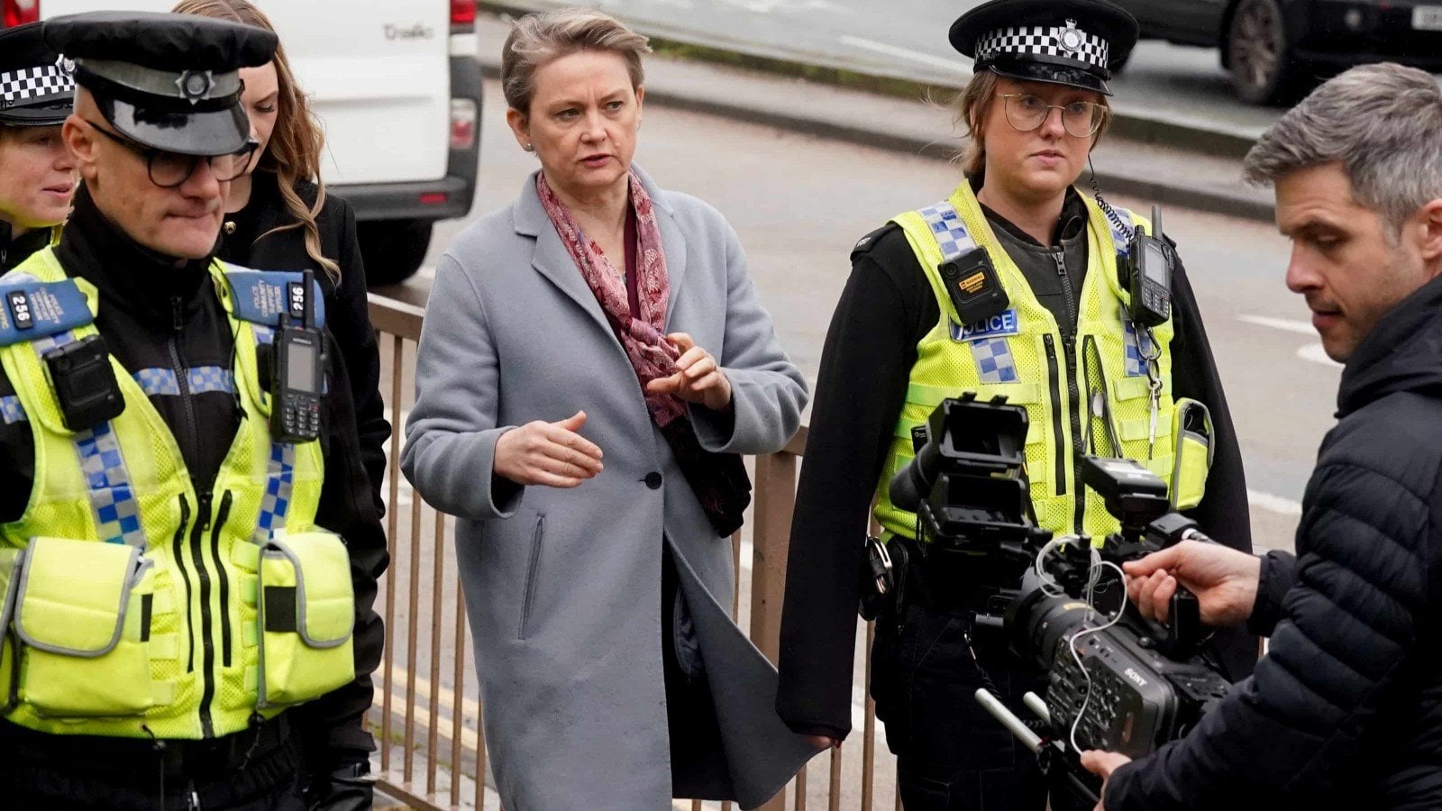 UK: Govt Rejects Home Office Recommendations to Change UK Extremism Definition