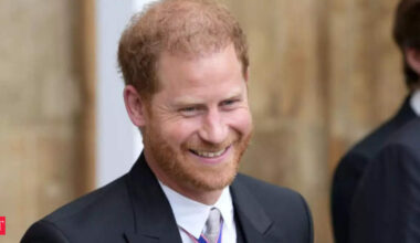 Prince Harry London visit: Prince Harry may break bread with his father King Charles and possibly even William when he's in London in the coming weeks