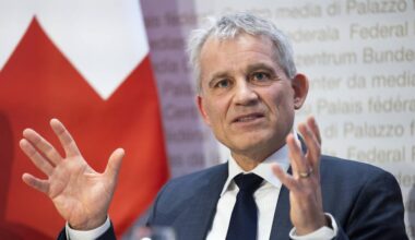 Contre l’initiative «Pas de Suisse à 10 millions!», le Conseil fédéral propose des mesures critiquées