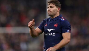 Antoine Dupont is back for this year