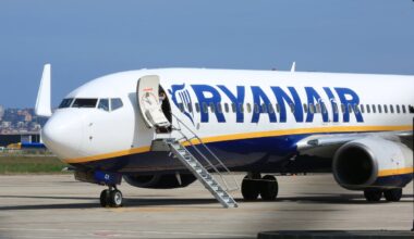 Ryanair cuts summer flights in Spain in row over airport charges