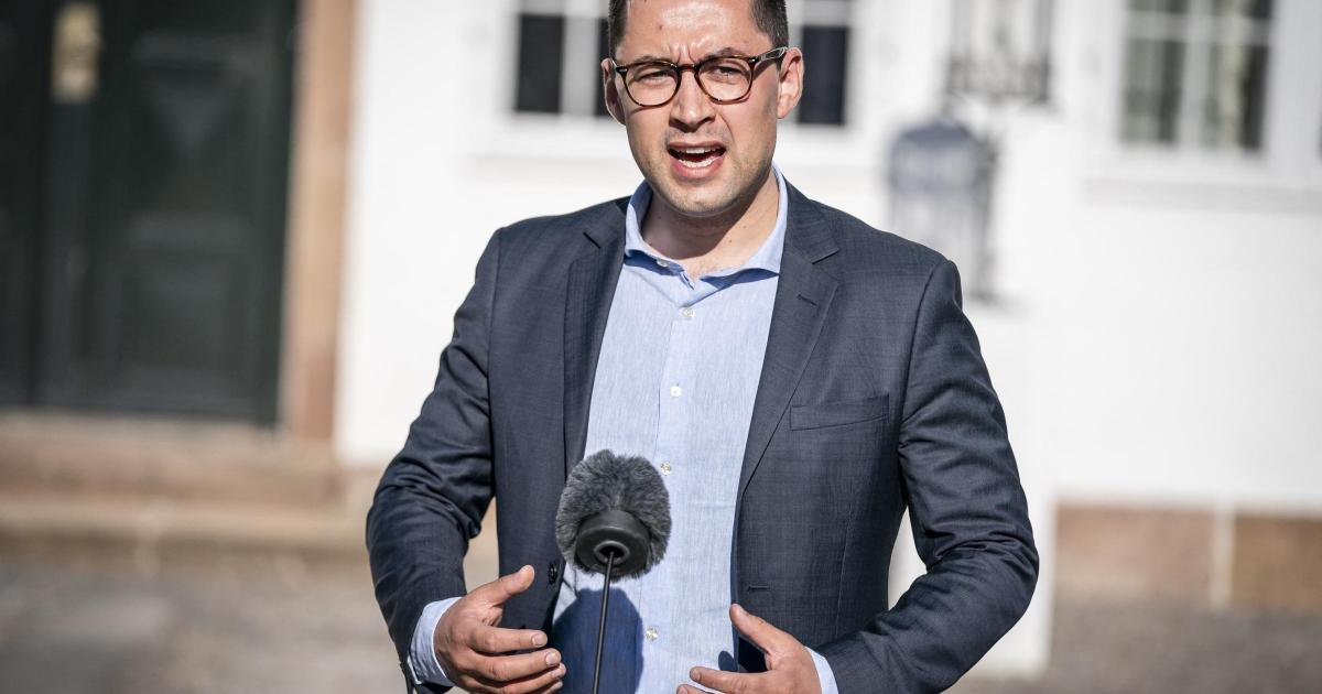 Greenland's prime minister calls for independence from Denmark