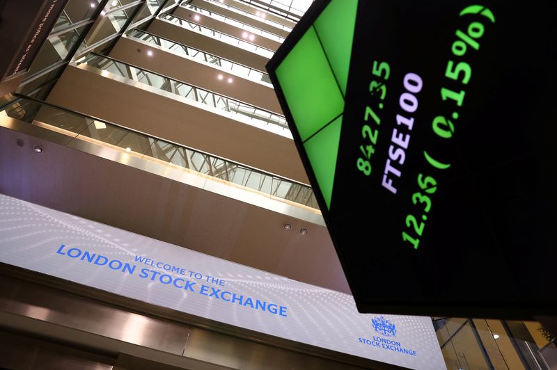 L'Europe clôt sans direction, prudente avant l'inflation US