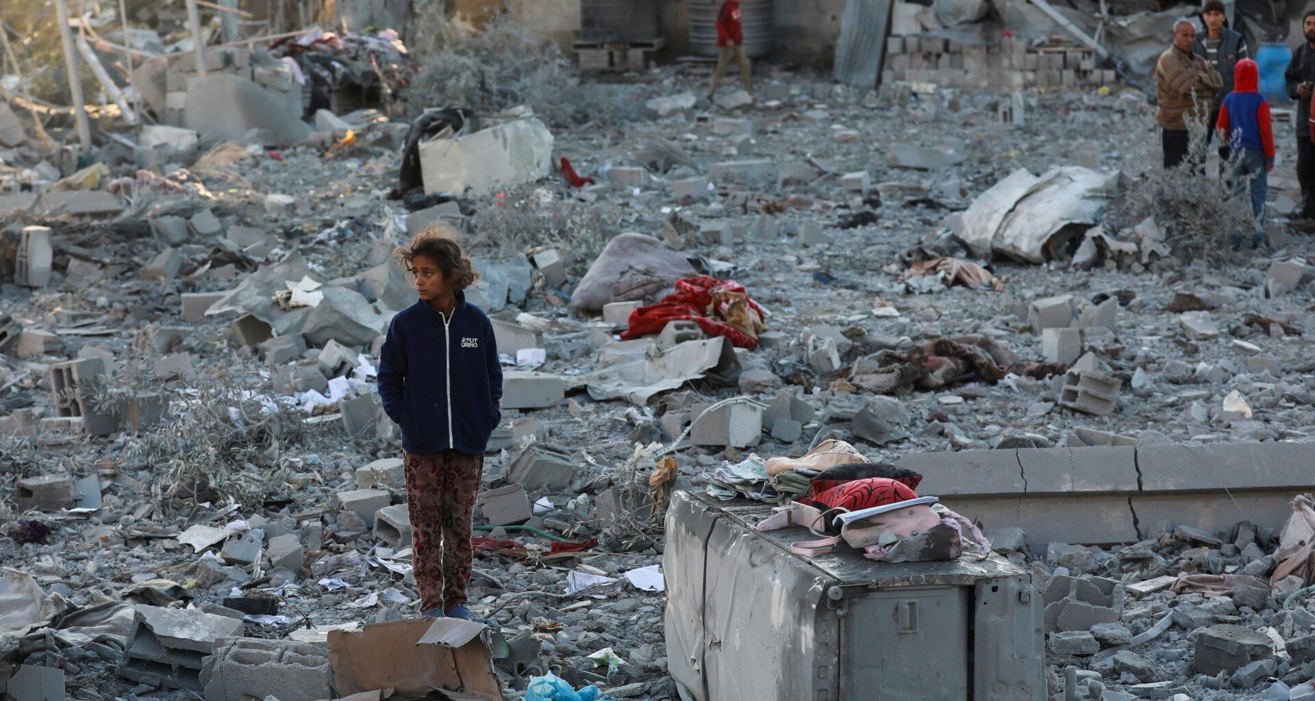 Israeli attacks kill dozens in Gaza with ceasefire talks set to resume | Israel-Palestine conflict News