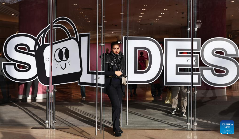 2025 Winter sales kickes off in France-Xinhua