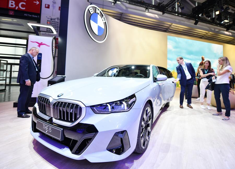 Germany's auto industry at crossroads in 2025-Xinhua