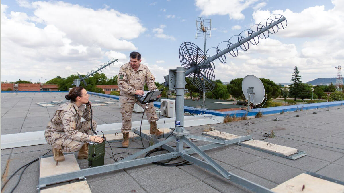 La OTAN necesita disponer en tierra de unidades de comunicaciones con todo tipo y tamaño de antenas - PHOTO/Ejercito del Aire y del Espacio/NATO  