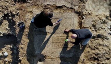 Les vestiges d’un monastère de l’époque byzantine révèlent des mosaïques uniques en Israël