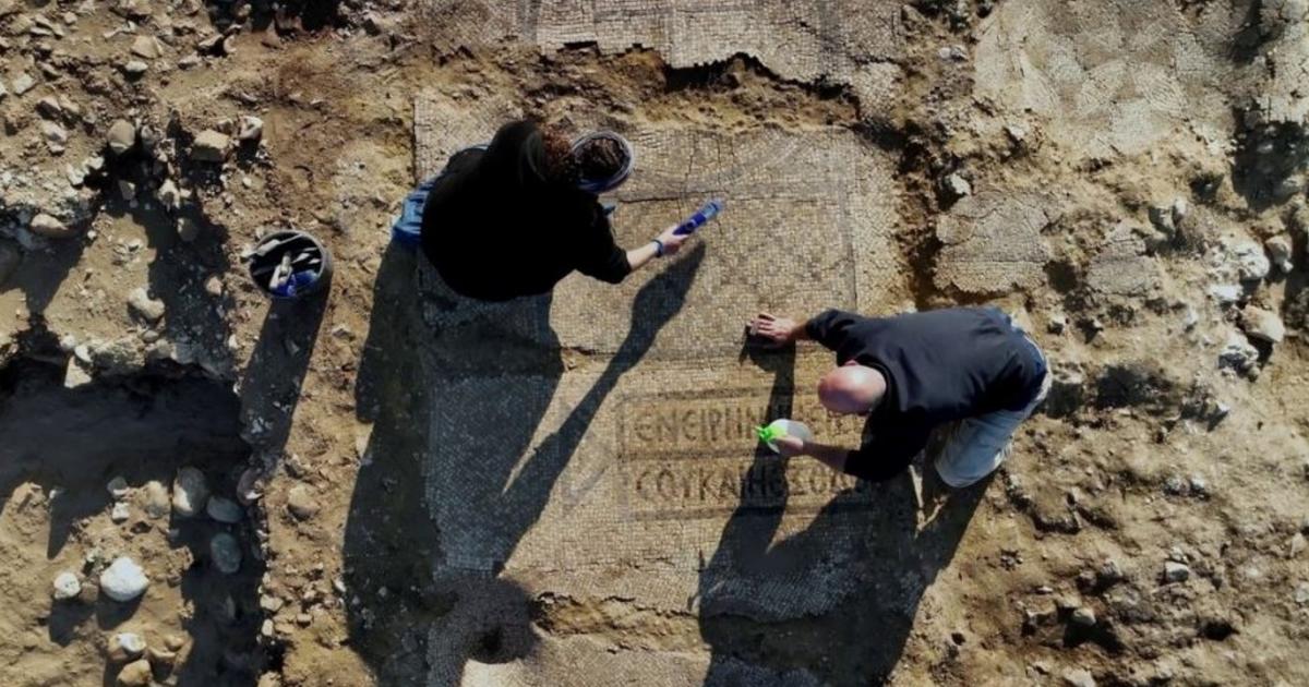 Les vestiges d’un monastère de l’époque byzantine révèlent des mosaïques uniques en Israël