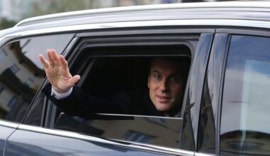 Interdiction de payer au péage avec son téléphone : "On va régler ça…" Emmanuel Macron trouve le PV injustifié et saisit le ministère de l’Intérieur