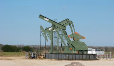 US upstream oil and gas dealmaking hit $105 billion in 2024, Enverus says