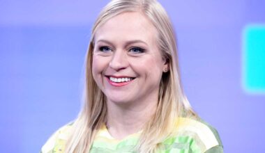 Ulkoministeri Elina Valtonen Ykkösaamussa: Suomi terävöittää toimiaan varjolaivastoa ja hybridivaikuttamista vastaan | Politiikka