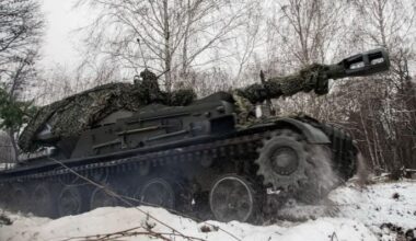 Latvian Army Commander Sees No Threat of Attack from Russia