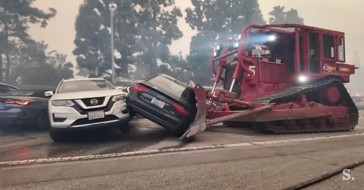Obsežen požar v Los Angelesu: gorijo prestižne soseske, evakuirali 50 tisoč ljudi #video