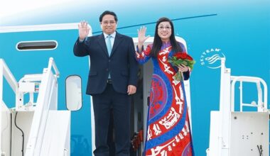 PM Phạm Minh Chính arrives in Prague, beginning official visit to Czech Republic
