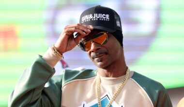 Snoop Dogg’s Instagram followers plummet after Trump crypto ball performance