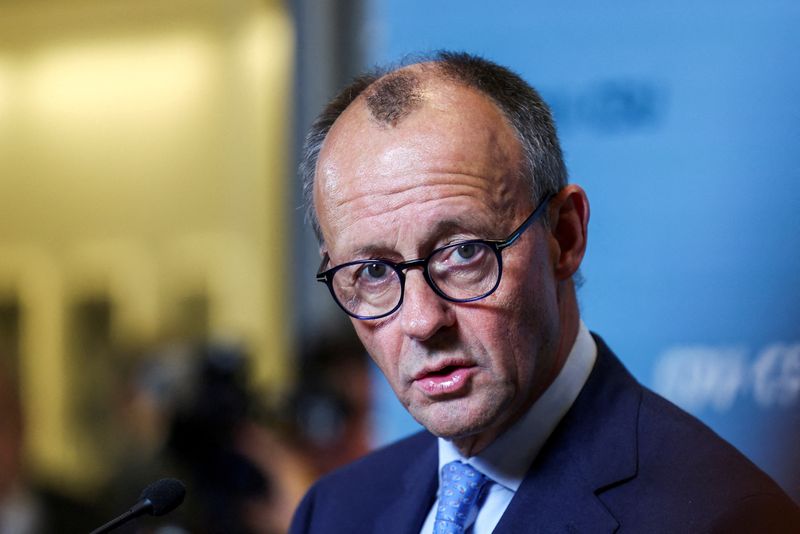 German opposition's chancellor candidate backs free trade talks with Trump