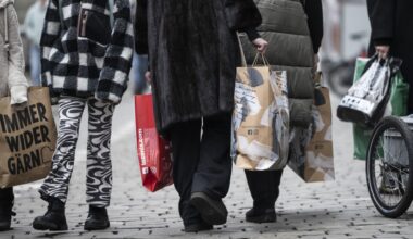 Ecological overhaul of Swiss economy faces ballot box defeat, poll finds